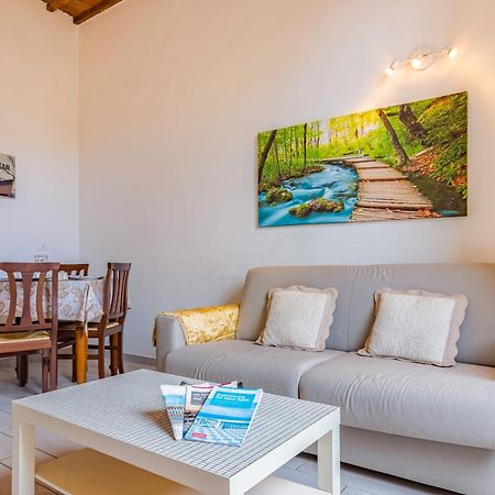 شقة Casa Mya-Relax Al Porto, Wifi Veloce E Clima ليفورنو المظهر الخارجي الصورة