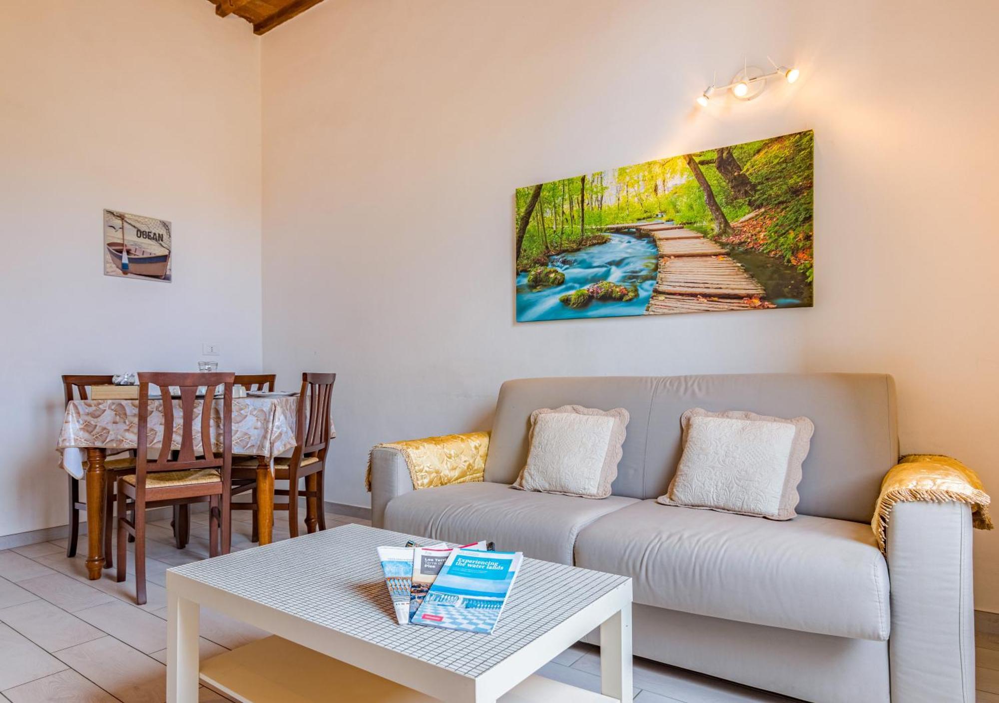 شقة Casa Mya-Relax Al Porto, Wifi Veloce E Clima ليفورنو المظهر الخارجي الصورة