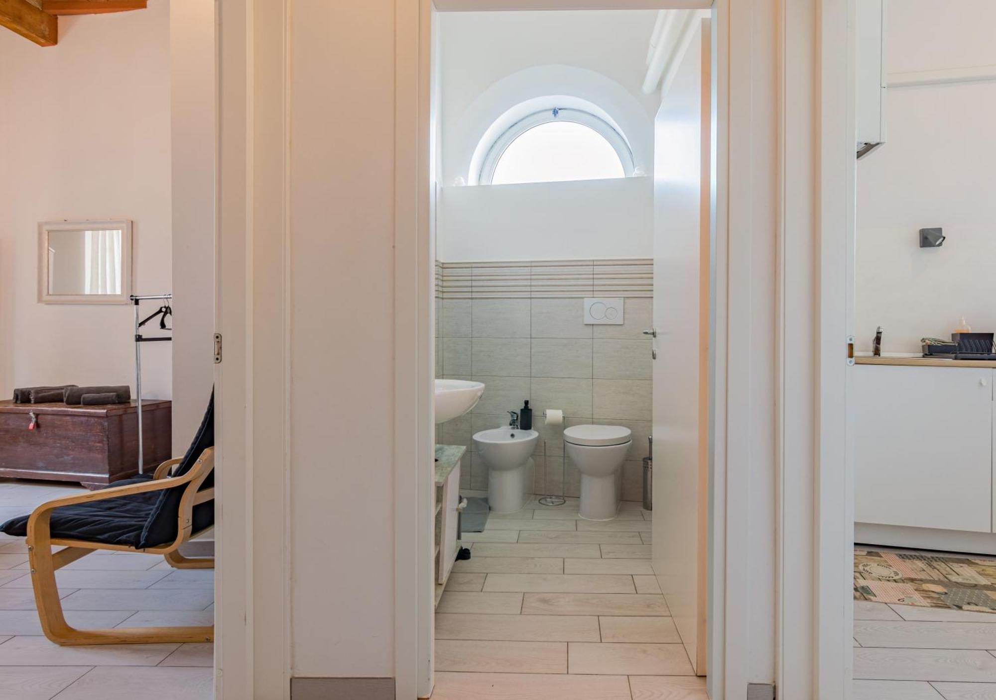 شقة Casa Mya-Relax Al Porto, Wifi Veloce E Clima ليفورنو المظهر الخارجي الصورة